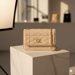 zanyacharms | 'charmed quilt' cream crossbody bag | gold chain strap & signature zc logo